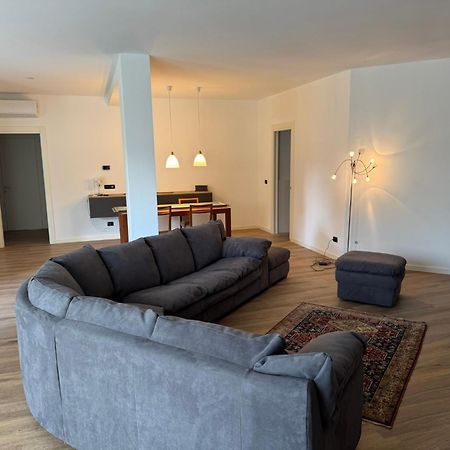 Ad Suite Apartment Riva del Garda Luaran gambar