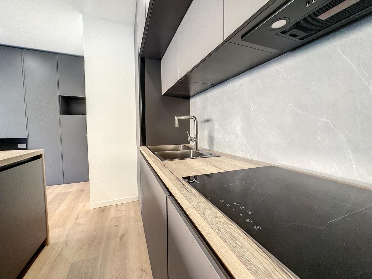 Ad Suite Apartment Riva del Garda Luaran gambar