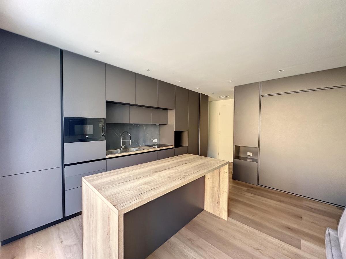 Ad Suite Apartment Riva del Garda Luaran gambar