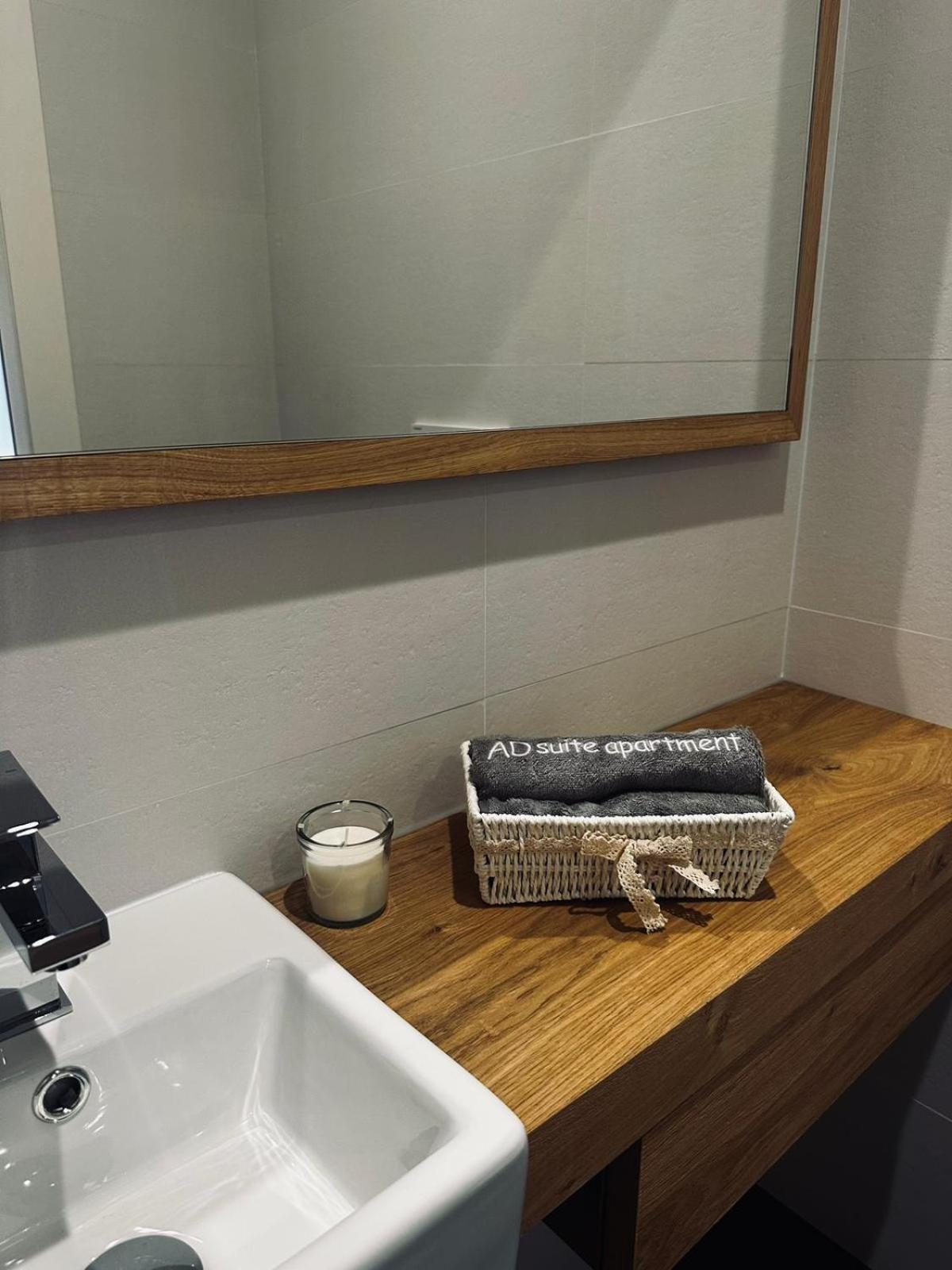 Ad Suite Apartment Riva del Garda Luaran gambar