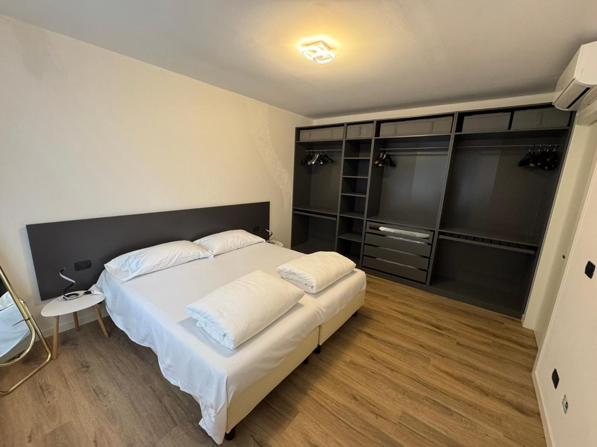 Ad Suite Apartment Riva del Garda Luaran gambar